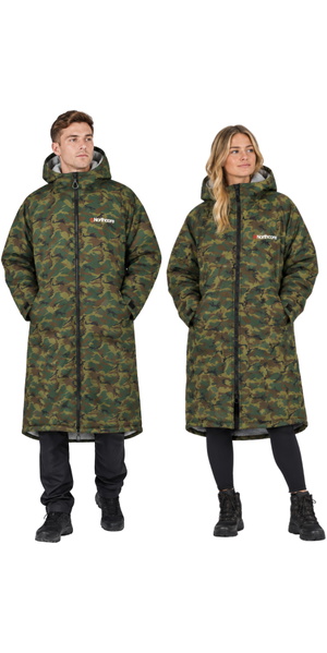 2026 Northcore Beach Basha Sport Long Sleeve Changing Robe / Poncho NOCO24N - Camo